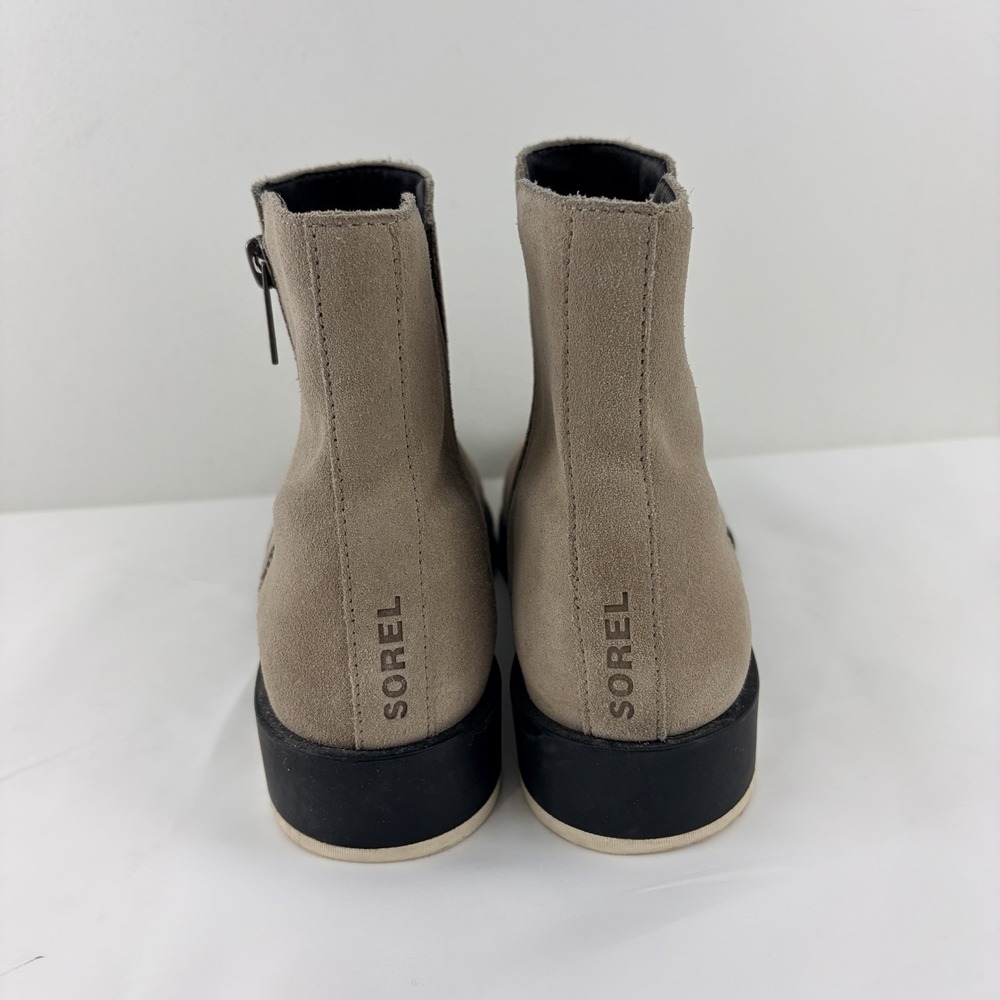 Sorel Women Boots Beige Suede Size 9.5 Chelsea Zip Ankle Lug‎ Sole Waterproof - Picture 3 of 10